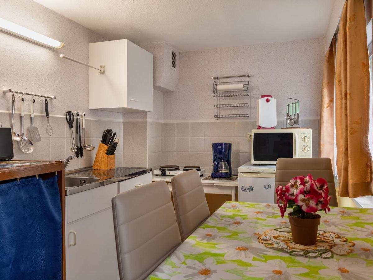 Beautiful Holiday House In Biendorf With Garden Korchow Buitenkant foto